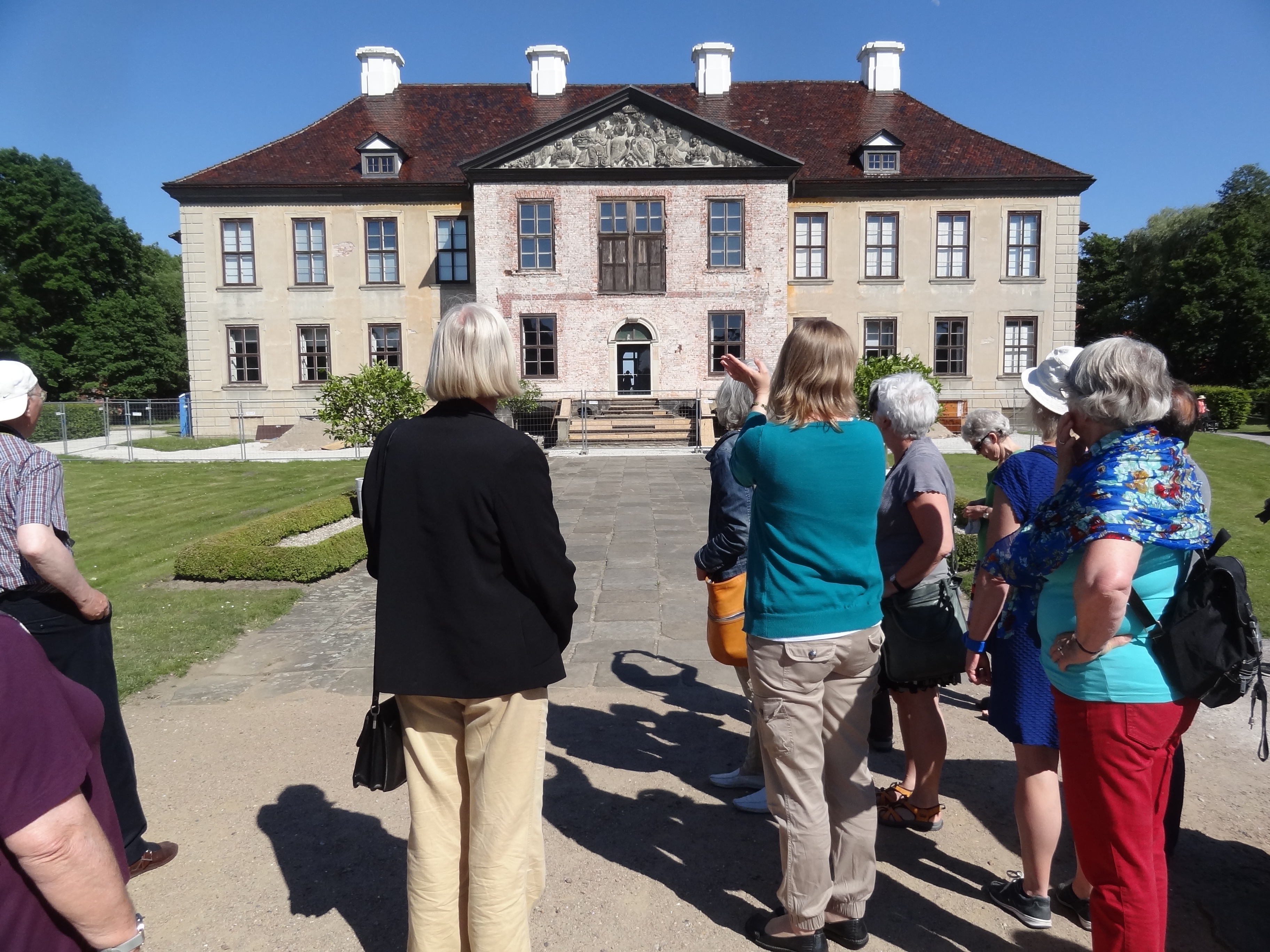 Rondleiding door Schloss Oranienbaum, 6 juni 2014