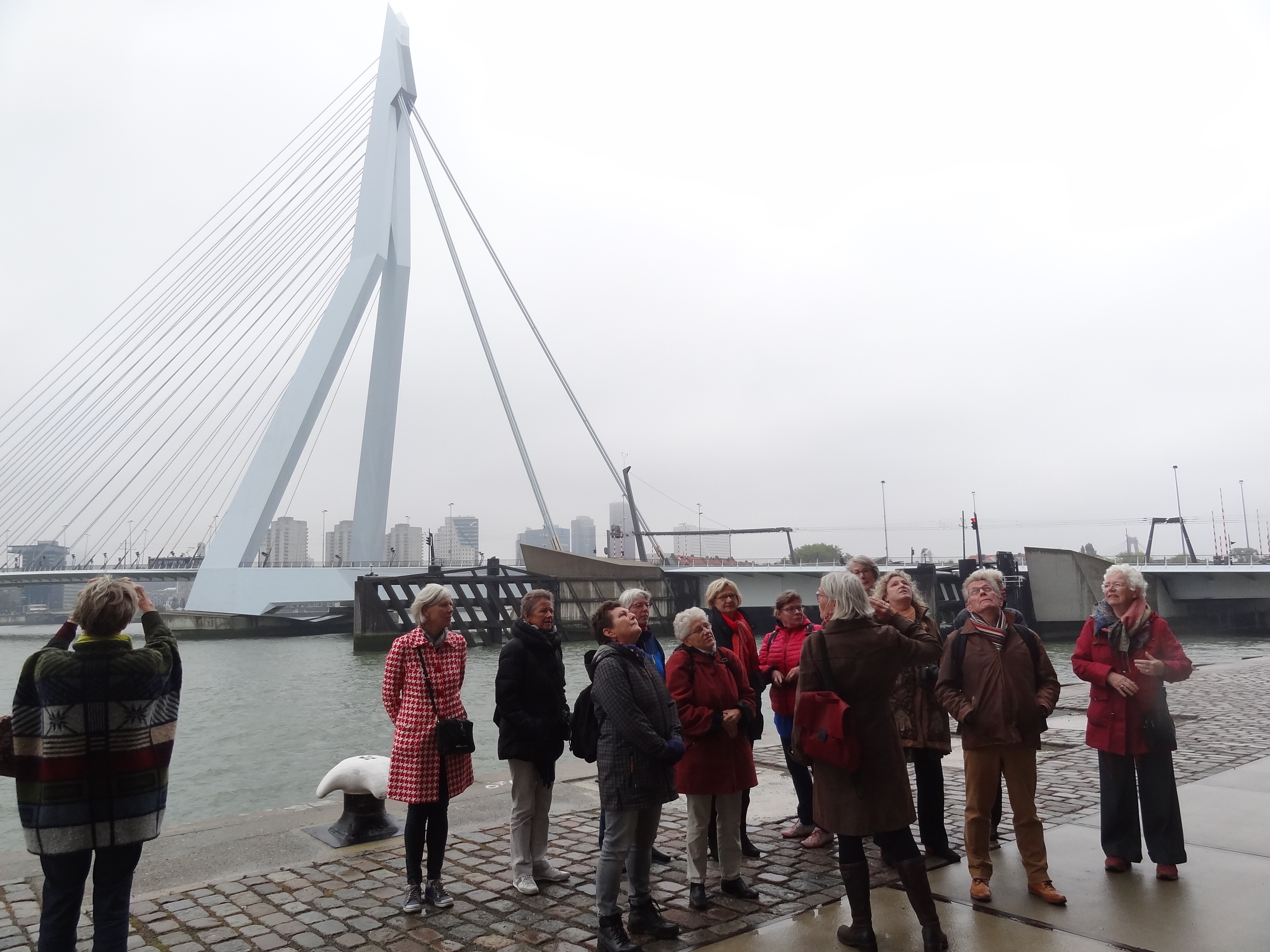 Rondleiding door de Kop van Zuid in Rotterdam, 15 oktober 2016